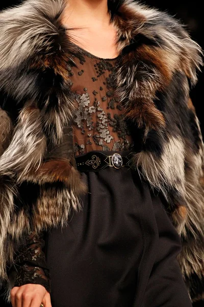 Look 64